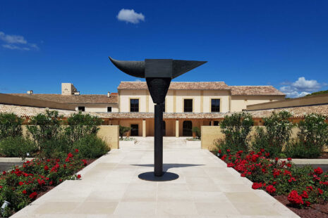 Oeuvre de Manel Alvarez au Domaine du Mas de la Barben à Nimes